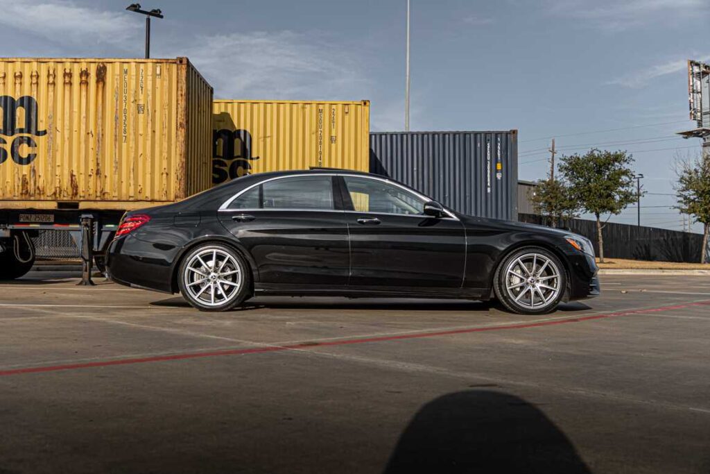 Mercedes-Benz S450 Exterior.