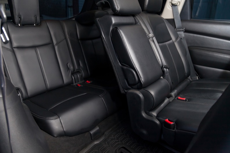  three rows and seven seater of an expensive SUV